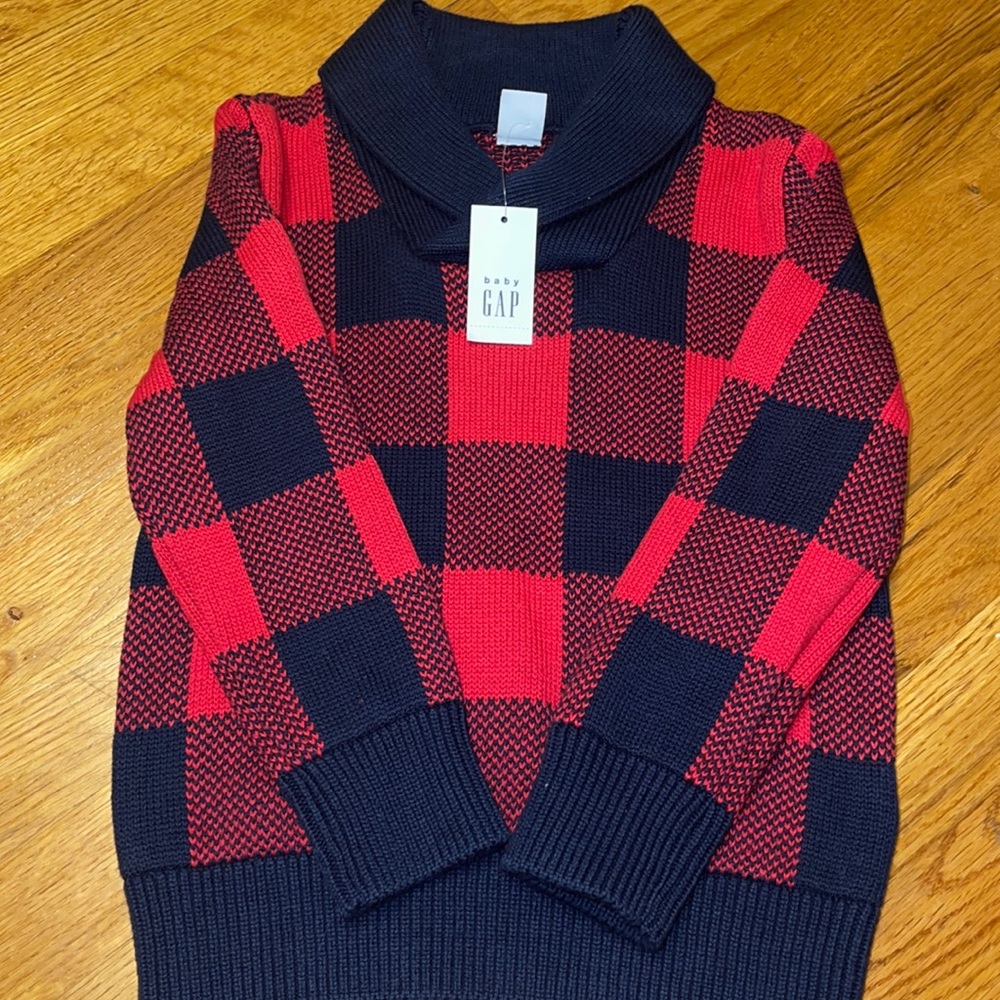 NWT GAP sweater